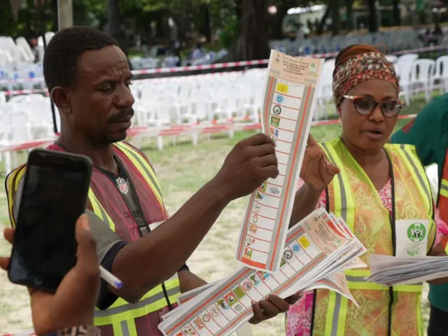 Ndị ọrụ Inec