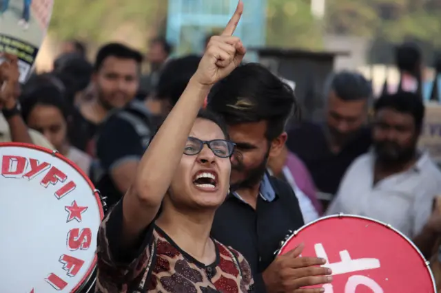जेएनयू स्टूडेंट्स के समर्थन में आवाज़ उठाती मुंबई की एक स्टूडेंट