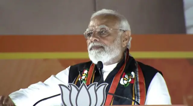 नरेंद्र मोदी