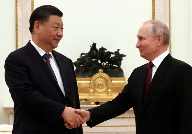 Во время встречи Путина и Си Цзиньпина