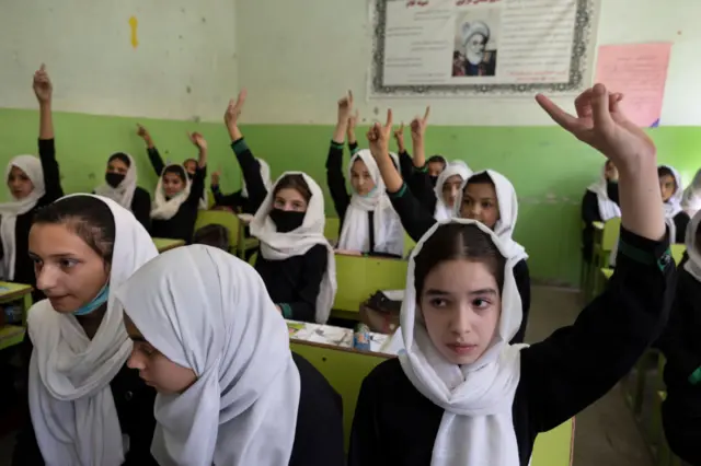 دانشآموزان دختر