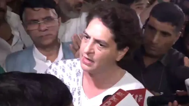 प्रियंका गांधी