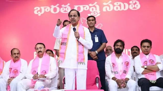 కేసీఆర్