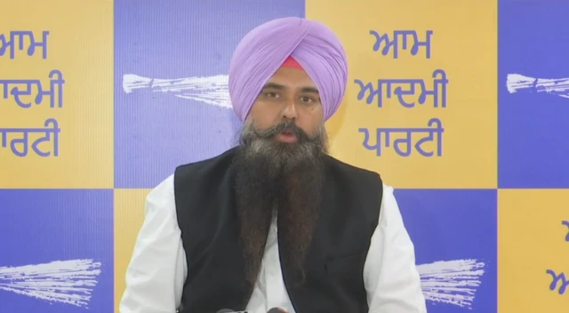 ਮਾਲਵਿੰਦਰ ਸਿੰਘ ਕੰਗ