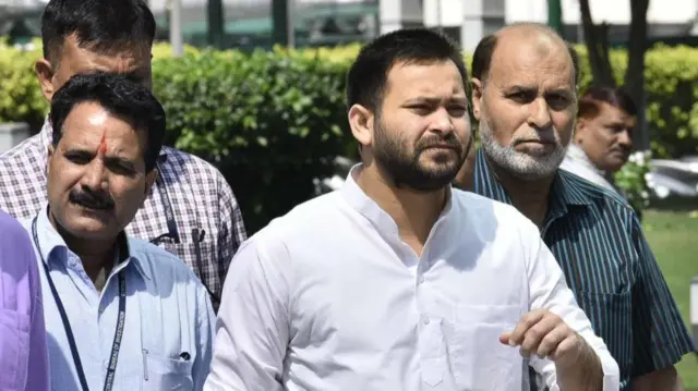 तेजस्वी यादव