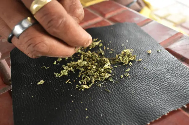 ગુજરાતની જેલોમાં ચેકિંગ