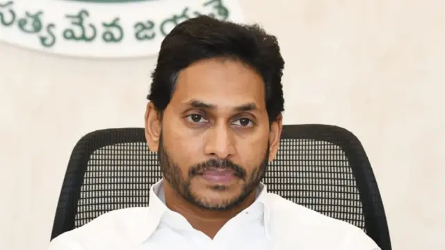 ముఖ్యమంత్రి వైఎస్ జగన్మోహన్రెడ్డి