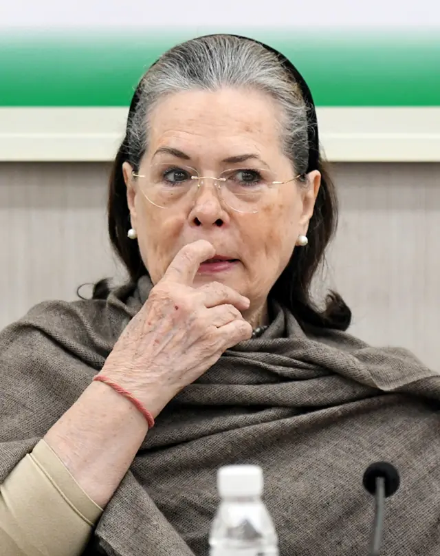 सोनिया गांधी