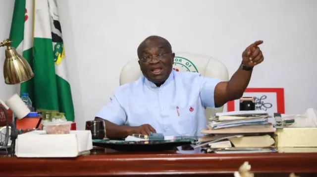 Gọvanọ Ikpeazu nke Abia Steeti