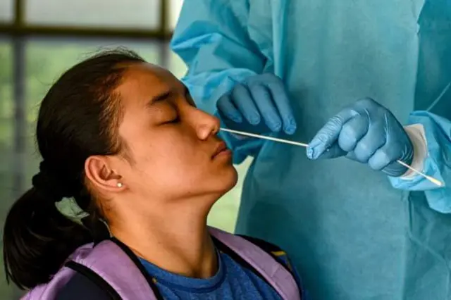 કોવિડ ટેસ્ટની તસવીર