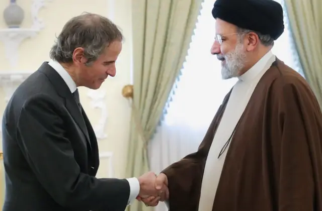 رئیسی و گروسی