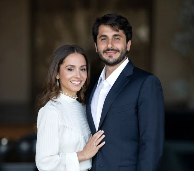 राजकुमारी इमान अपने मंगेतर के साथ