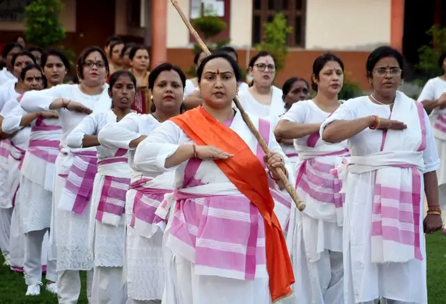 राष्ट्रीय स्वयंसेविका समिति आरएसएस का महिला प्रकोष्ठ है