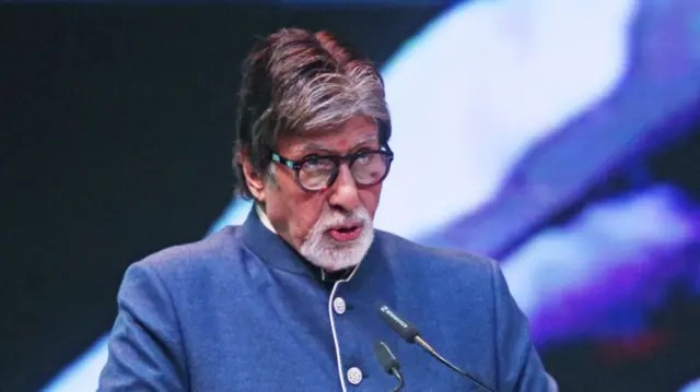 अमिताभ बच्चन
