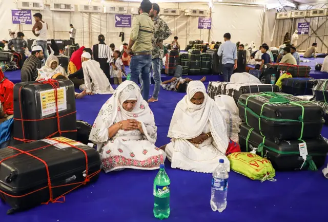 हज़ मंज़िल