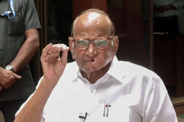 एनसीपी सुप्रीमो शरद पवार