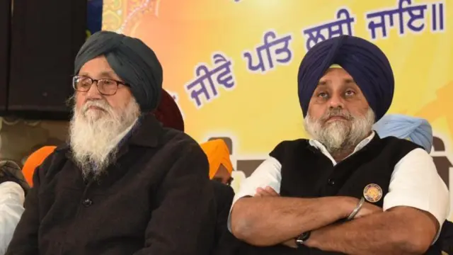 ਸੁਖਬੀਰ ਸਿੰਘ ਬਾਦਲ ਅਤੇ ਪ੍ਰਕਾਸ਼ ਸਿੰਘ ਬਾਦਲ