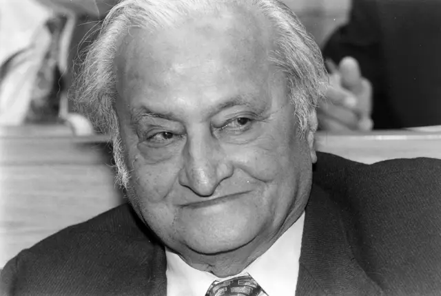 केशव महिंद्रा