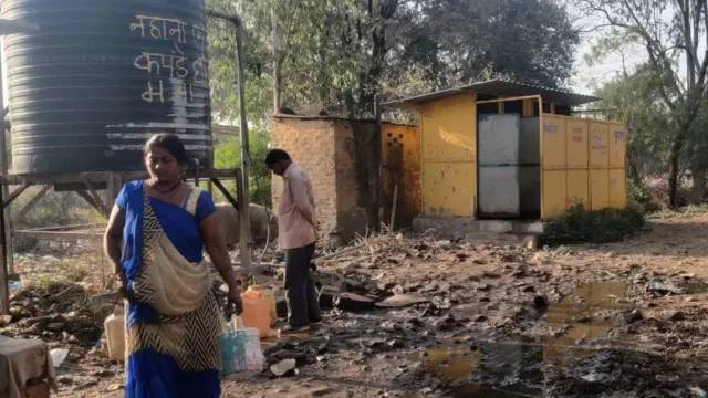 अतिक्रमण की ज़मीन