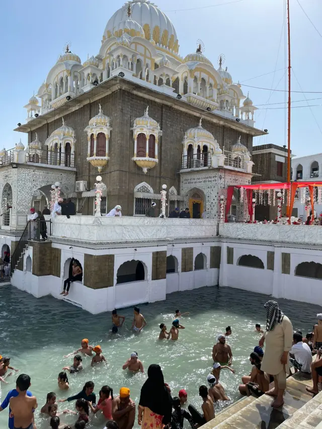 ਪੰਜਾ ਸਾਹਿਬ