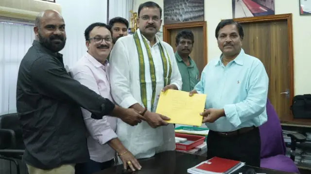 సీబీఐ మాజీ జేడీ లక్ష్మీనారాయణ