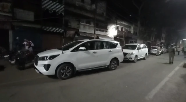 प्रयागराज में तैनात पुलिस