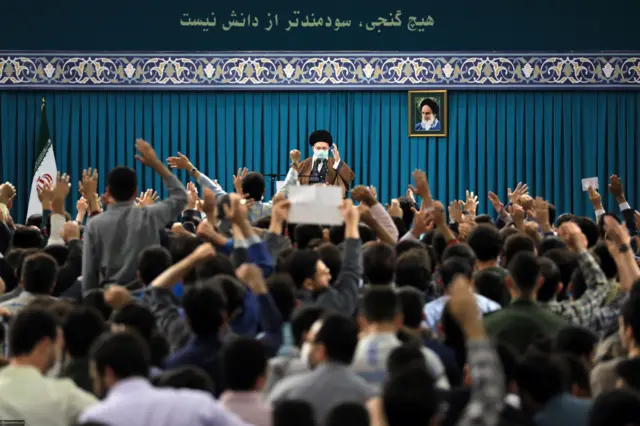 KHAMENEI.IR