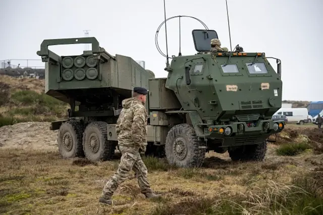 В новый пакет помощи войдут боеприпасы к системам HIMARS