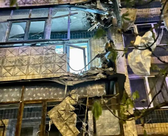Вячеслав Гладков опубликовал фото последствий взрыва в своем телеграме