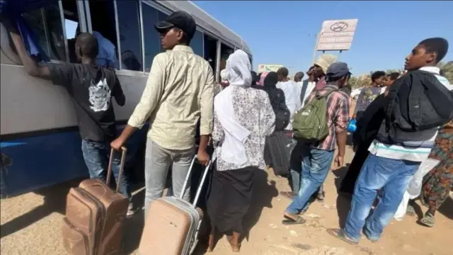 Ndị si Khatourm, Sudan, agbapụ ọsọ