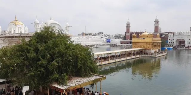 ਦਰਬਾਰ ਸਾਹਿਬ