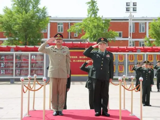 आसिम मुनीर