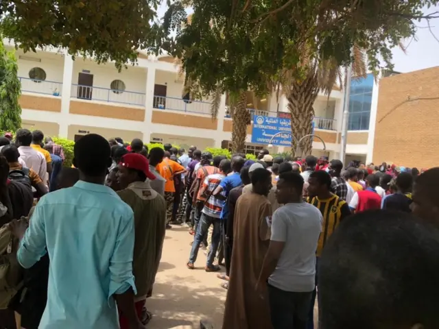 Ụmụakwụkwọ Naịjirịa nọ na mba Sudan