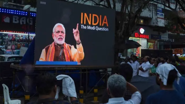 प्रधानमंत्री नरेंद्र मोदी