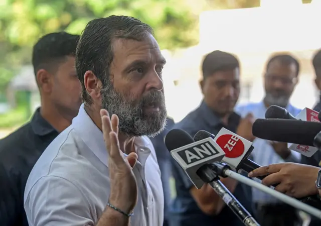राहुल गांधी