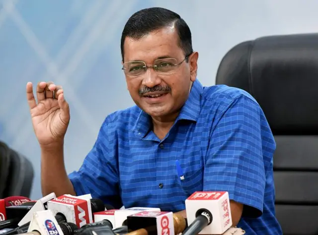 దిల్లీ ముఖ్యమంత్రి అరవింద్ కేజ్రీవాల్