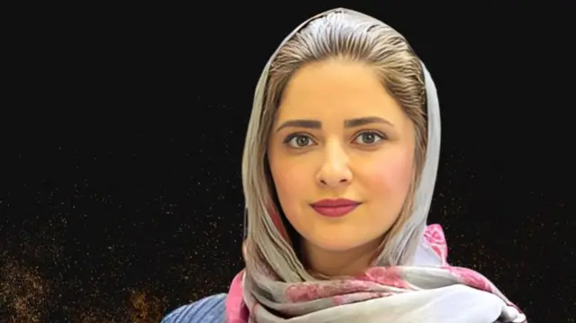 سارا حمزه زاده
