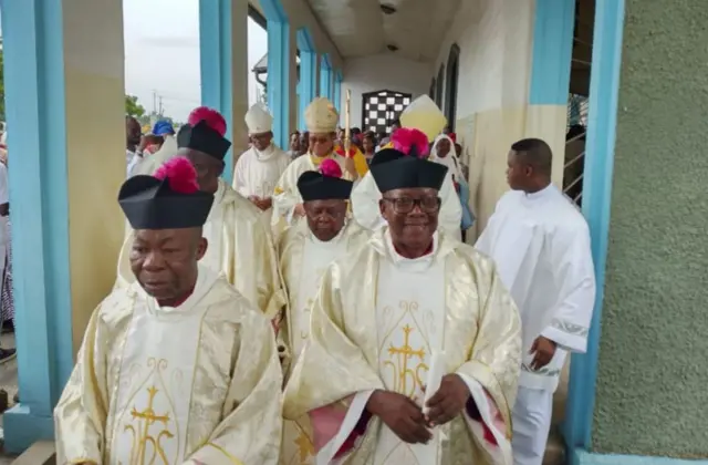 Rev Monsignor Joseph Chukwudi Ejimofor, Rev Monsignor Celestine Kakie Anyanwu, Rev Monsignor John Iheanyichukwu Obilor na Rev Monsignor Kevin Chijike Ugoamadi.