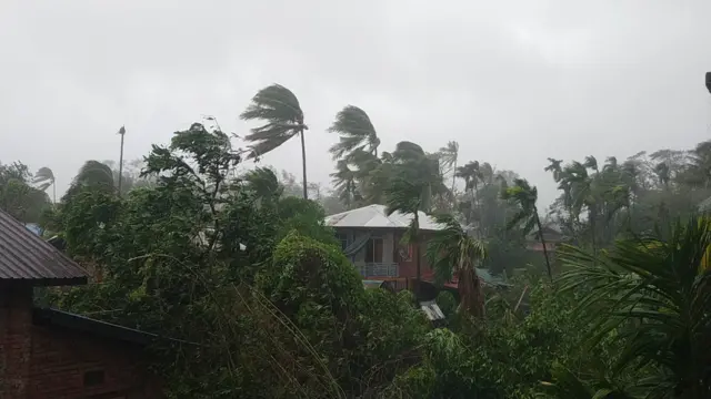 সিতওয়ে শহরের ঝড়ের একটি দৃশ্য