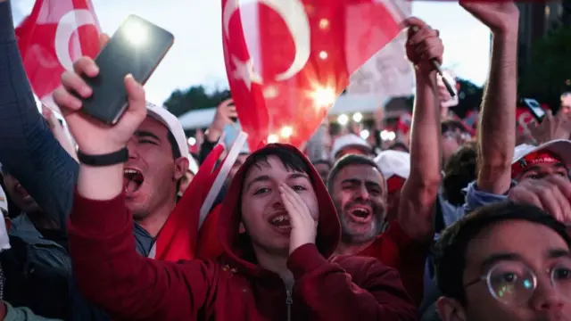 TUNAHAN TURHAN/SOPA VIA GETTY