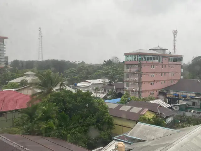 মিয়ানমারে ঝড়ের আগের অবস্থা