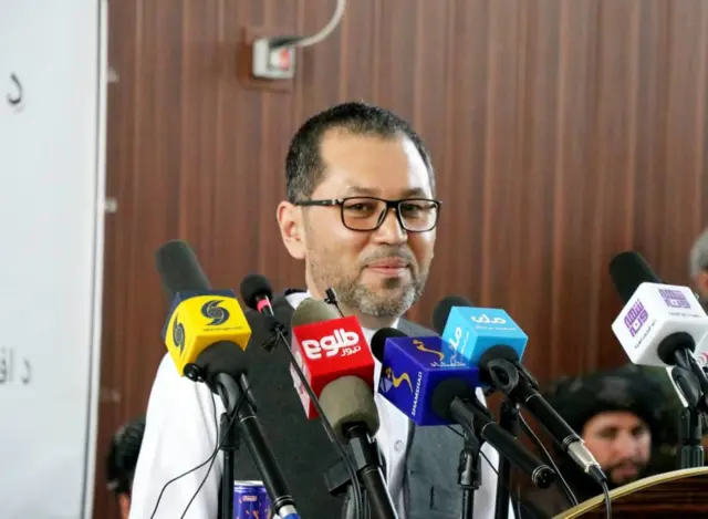 طاهر زهیر، وزیر اطلاعات و فرهنگ اشرف غنی