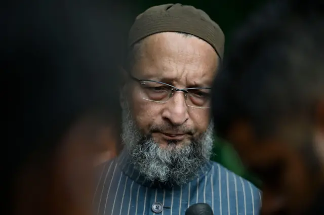 लोकसभा सांसद असदउद्दीन ओवैसी