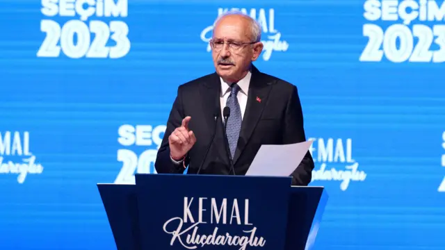 كمال كليتجدار أغلو يتعهد بالفوز على أردوغان في الجولة الثانية