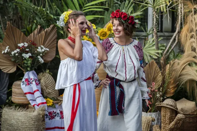 День вышиванки на Бали