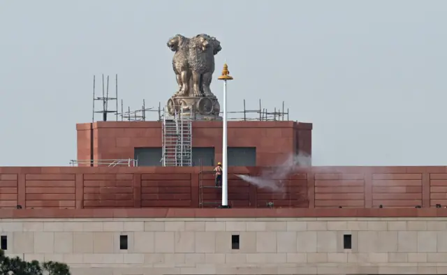 नया संसद भवन