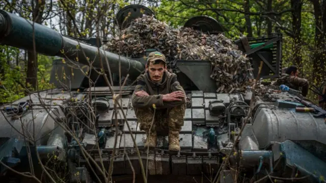 Украинский солдат на передовой под Бахмутом