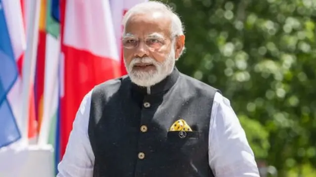 मोदी