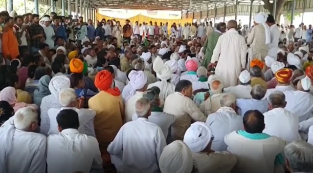 खाप पंचायत