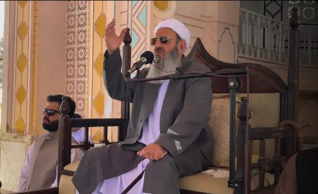 مولوی عبدالحمید در نماز جمعه امروز زاهدان